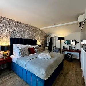 Hotel Antik, Praag