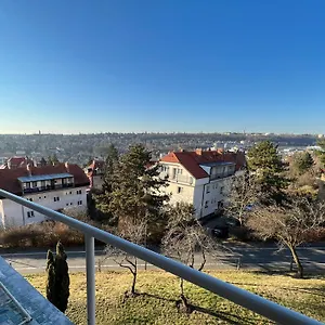 Nocleg ze śniadaniem View Of, Praga