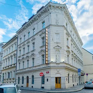 Szálloda Koruna