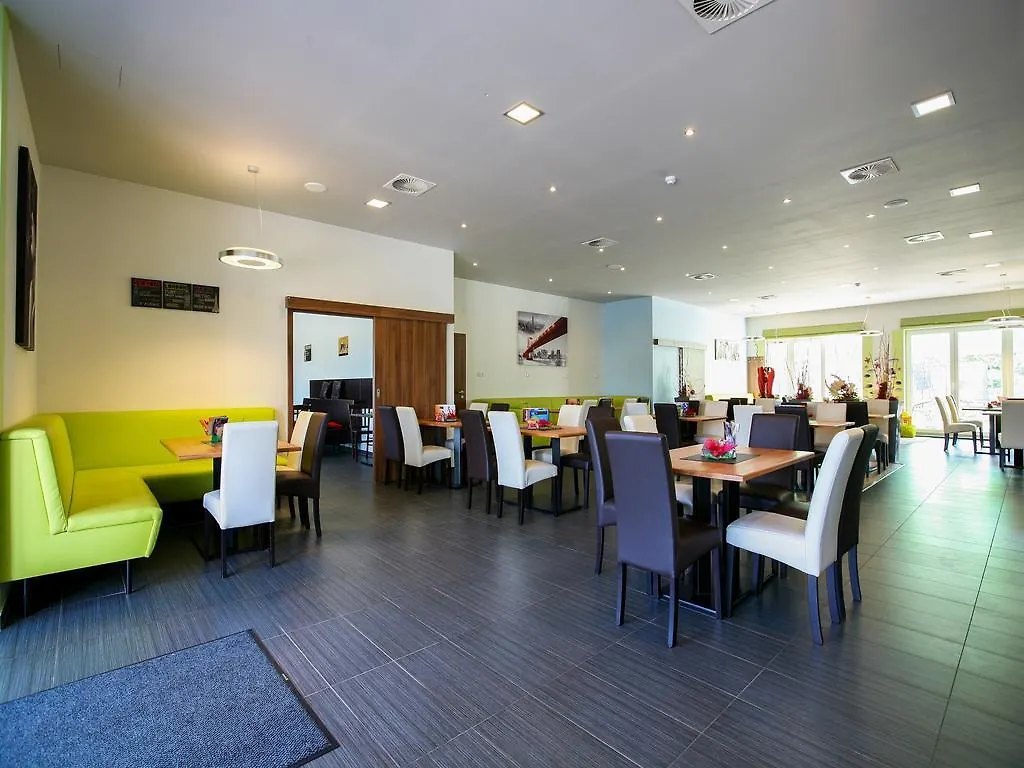 ***  Nad Kralovnou Hotel & Restaurant Prague Czech Republic