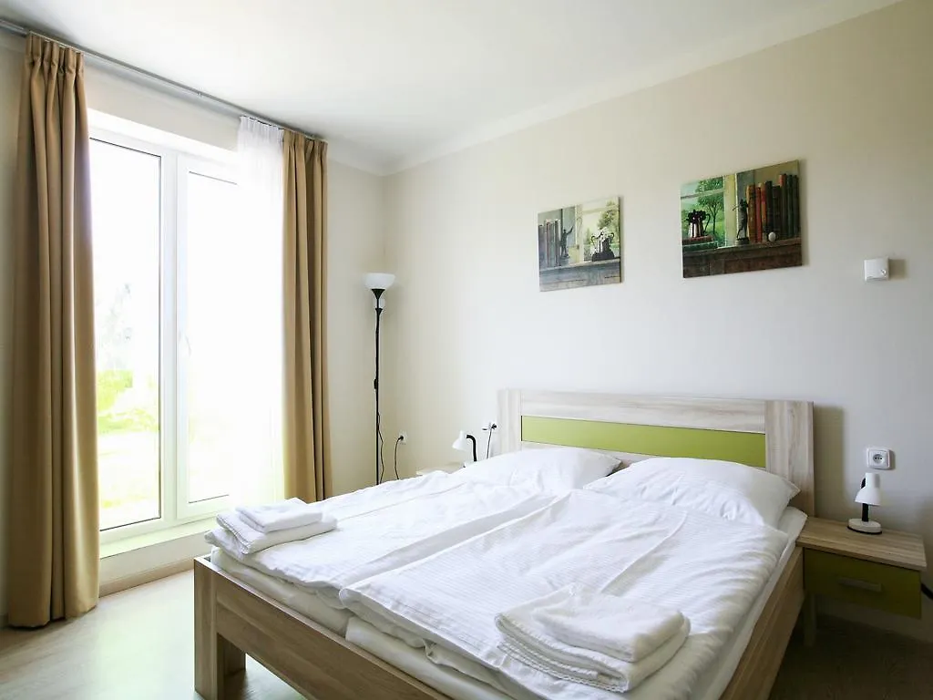 Nad Kralovnou Hotel & Restaurant Prague