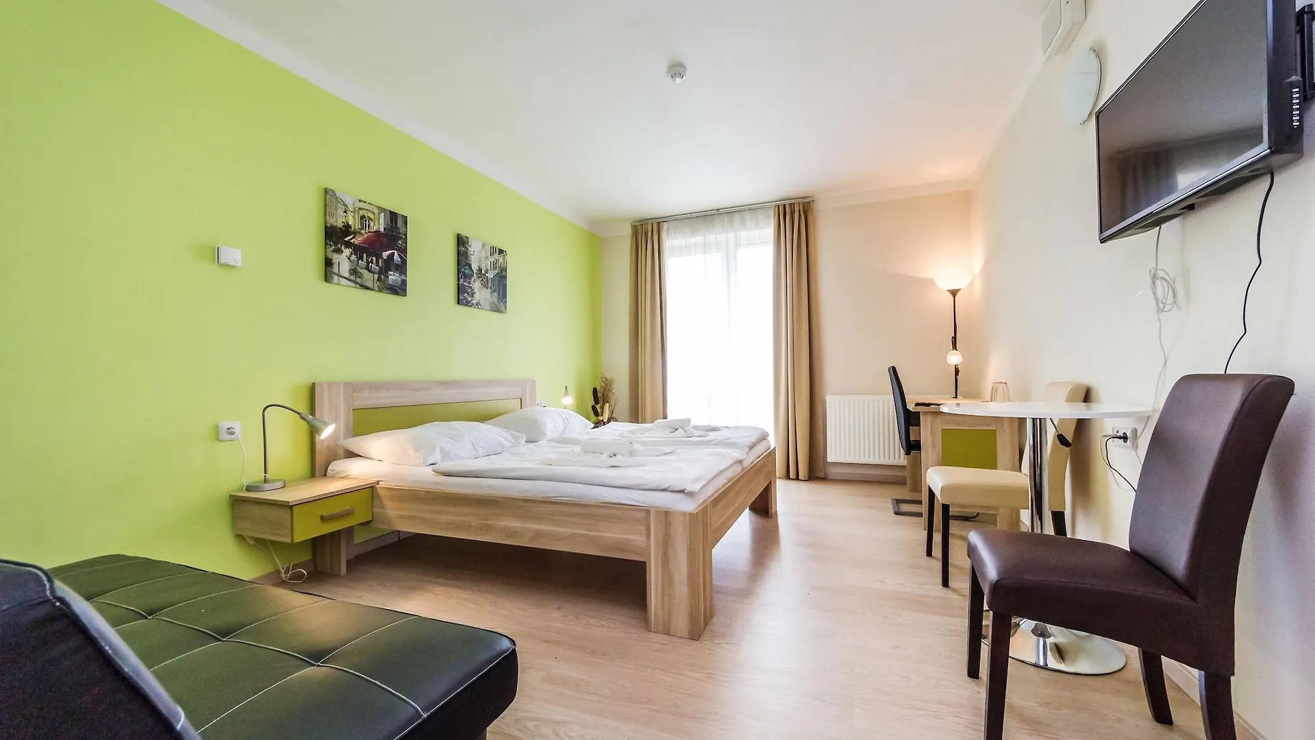 Nad Kralovnou Hotel & Restaurant Prag 3*,  Çek Cumhuriyeti