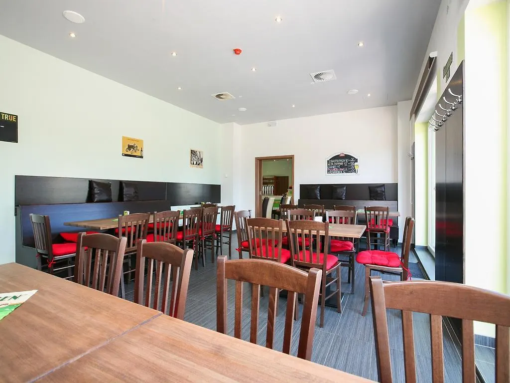 Nad Kralovnou Hotel & Restaurant Prag